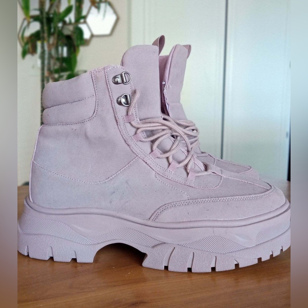 ASOS FAUX LEATHER MILITARY PLATFORM BOOT MENS 10 BRAD NEW NO BOX